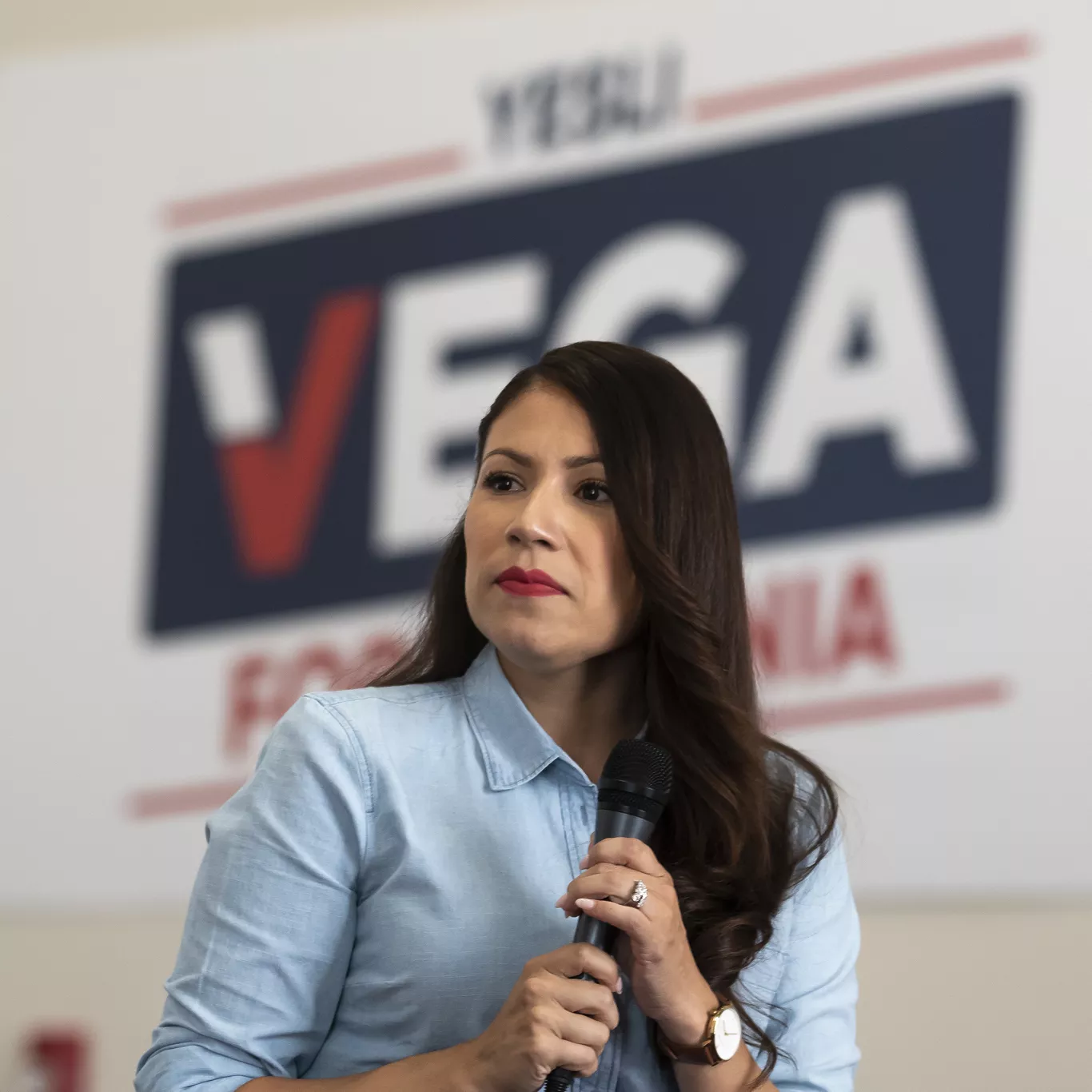 yesli-vega-podria-ser-la-primera-senadora-salvadorena-en-la-historia-de-eeuu